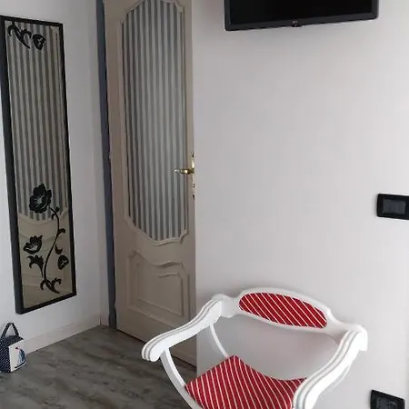 فندق مبيت وإفطار Caicai سالوزو