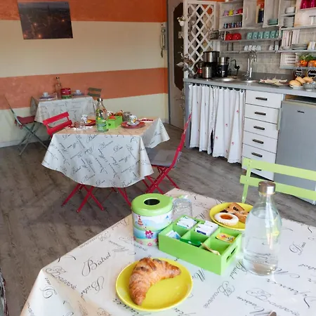 Alojamento de Acomodação e Pequeno-almoço Caicai