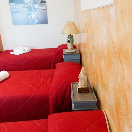 Caicai Bed & Breakfast 4*