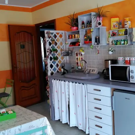 Caicai Bed & Breakfast