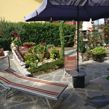 Caicai 4*
